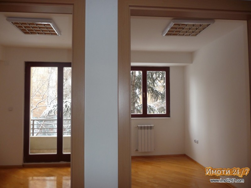 SE IZDAVA ODLIČEN NOV DELOVEN PROSTORSTROG CENTAR