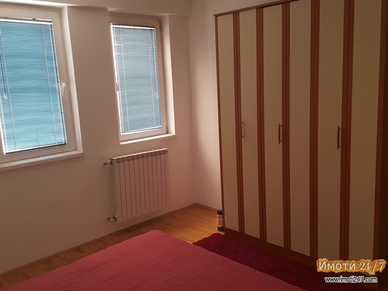 Se prodava stan vo Debar maalo od 64m2