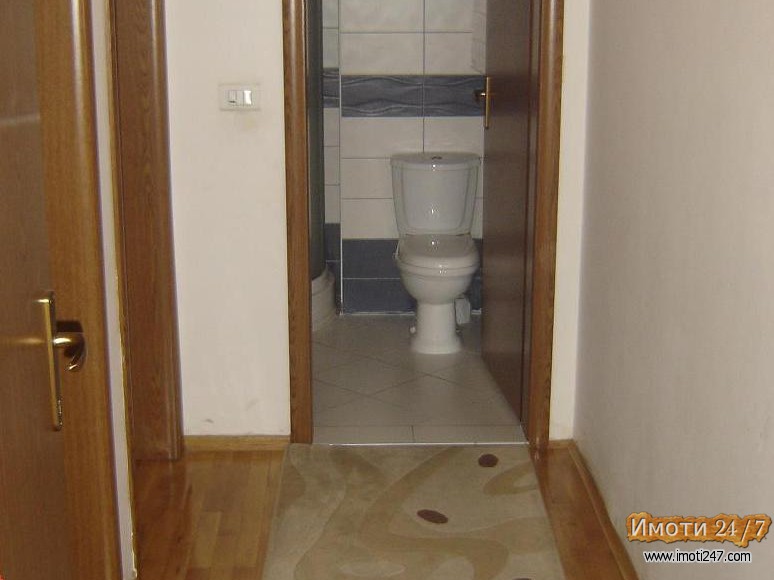 Издавам Комплетно наместен 3 собен стан