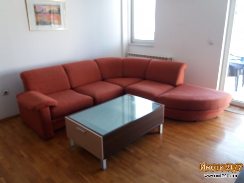 Издавам Комплетно наместен 3 собен стан