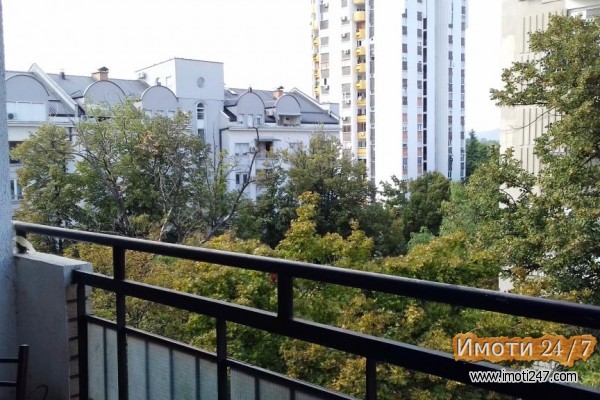 Изнајмувам 4 собен стан во Карпош 4