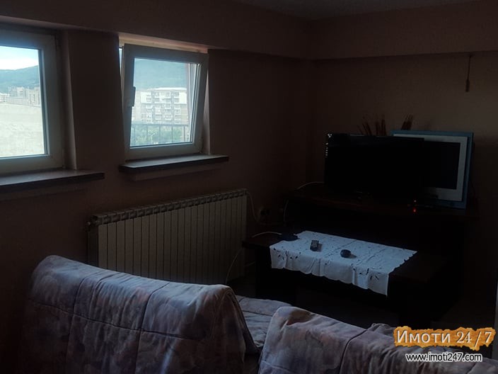 Se izdava prekrasen studio stan vo Karpos pokraj Vardar