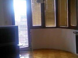 Se izdava stan Nova Zeleznicka- Get kafe