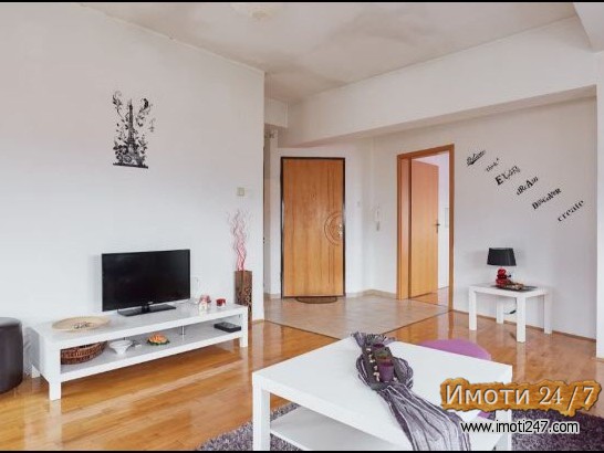 Izdavam 2-soben stan vo Crniche 55 m2