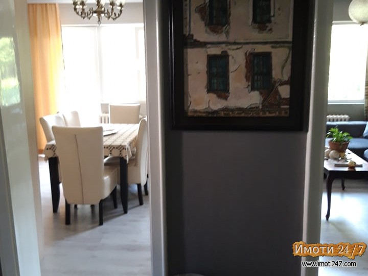 Se izdava kuka vo Karpos 1