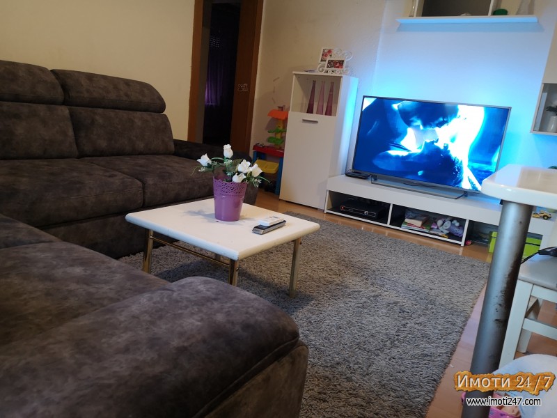 СЕ ПРОДАВА СТАН ВО ЦЕНТАР