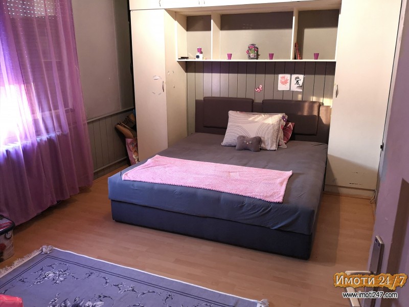 СЕ ПРОДАВА СТАН ВО ЦЕНТАР