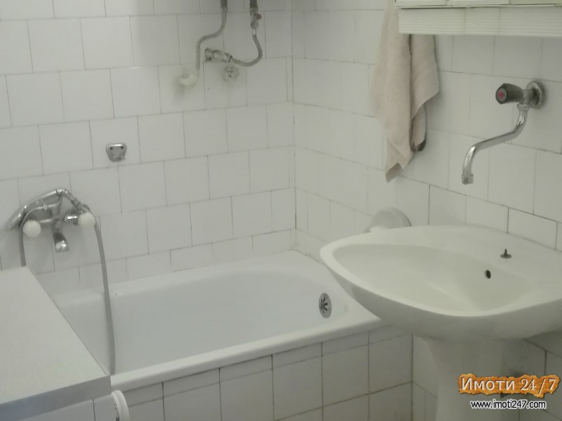 Izdavam stan centar Ohrid