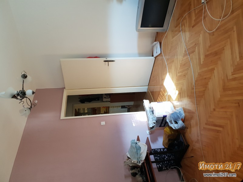 Se prodava stan vo odlicna lokacija so imoten list