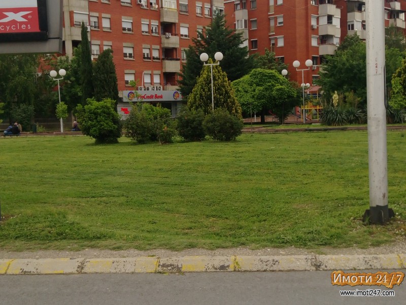 Издавам деловен простор во Ново Лисиче