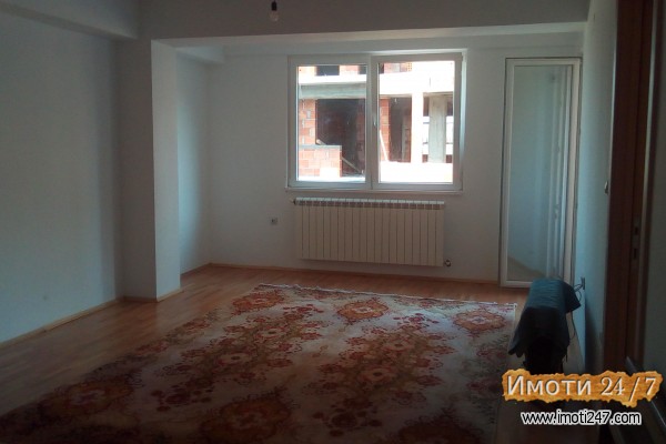 NOV PRAZEN STAN OD 43M2 VO CENTAR