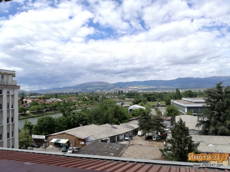 izdavam stan vo karposh 4