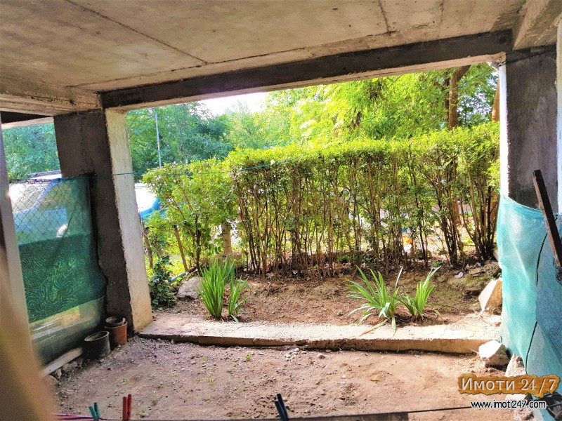 Prodavam stan vo Cento 53m2 so podrum 26 000 EUR