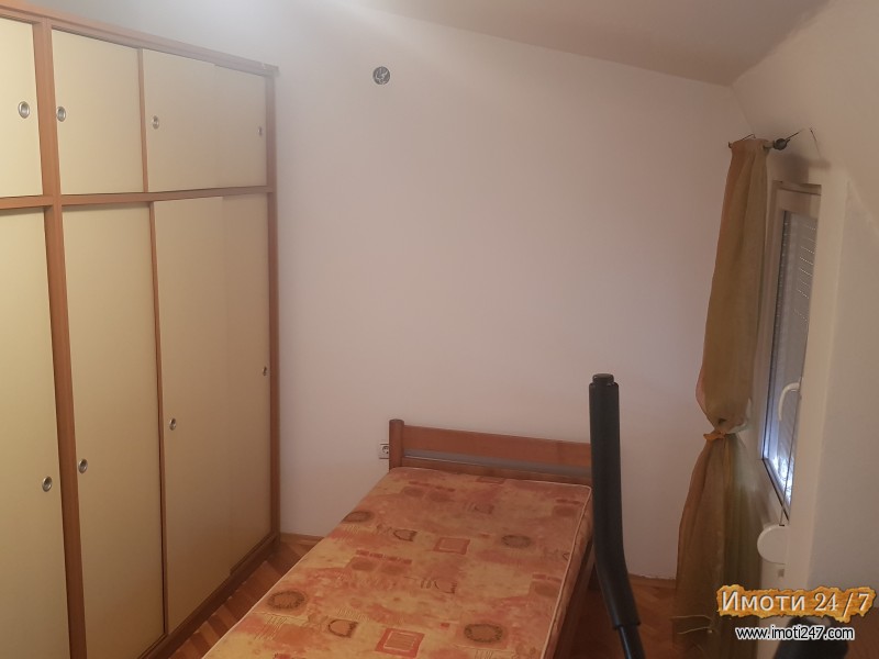 Stan na potkrovje vo naselba