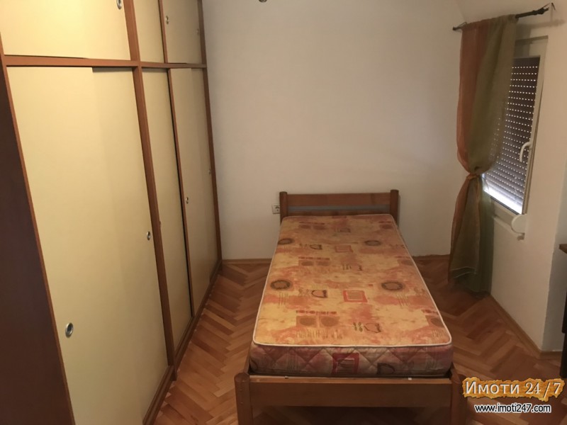 Stan na potkrovje vo naselba