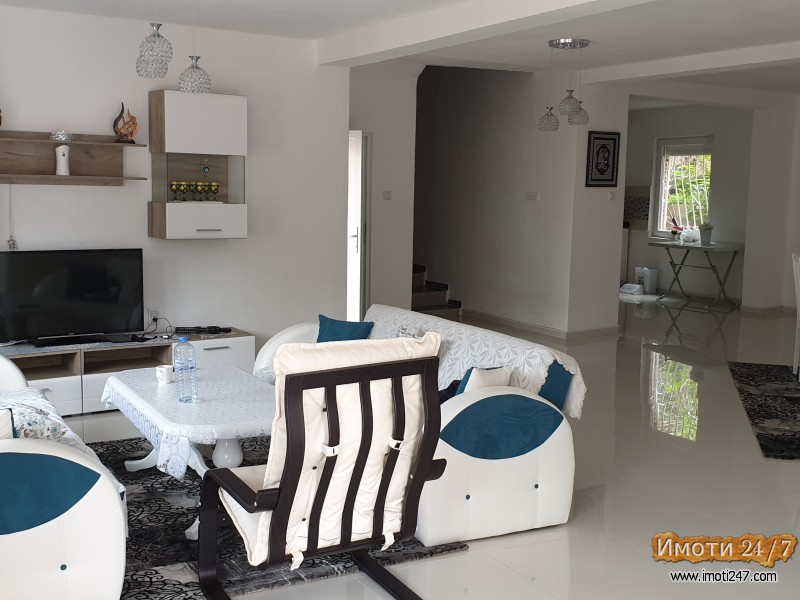 Nova Izgradena kuka 160m² na dva sprata vo Veles se prodava 