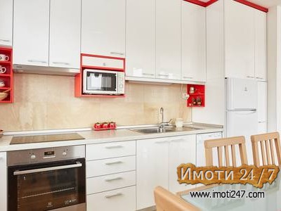 Издавам луксузно наместени станови