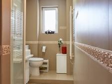 Издавам луксузно наместени станови