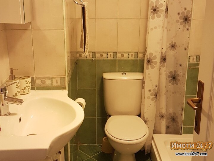 SE IZDAVA NOV STAN VO STROG CENTAR KOMPLETNO NAMESTEN