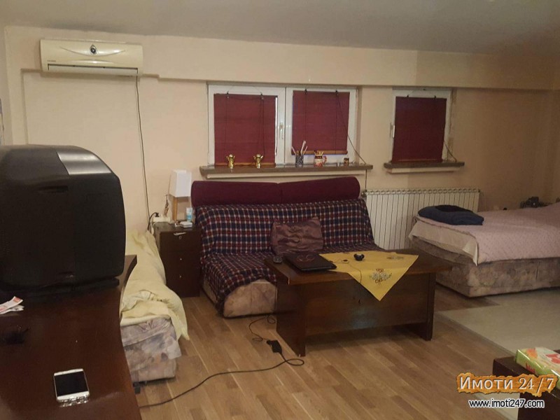 Se izdava studio stan vo Karpos 4