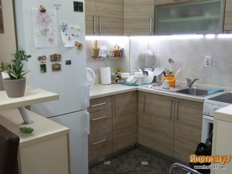 Се продава стан во Ѓорче Петров Јурија во зграда на ИЛИНДЕН кај болниците на 57 спрат со лифт н
