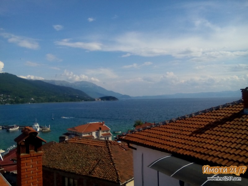 Se prodava kukja vo centar na Ohrid