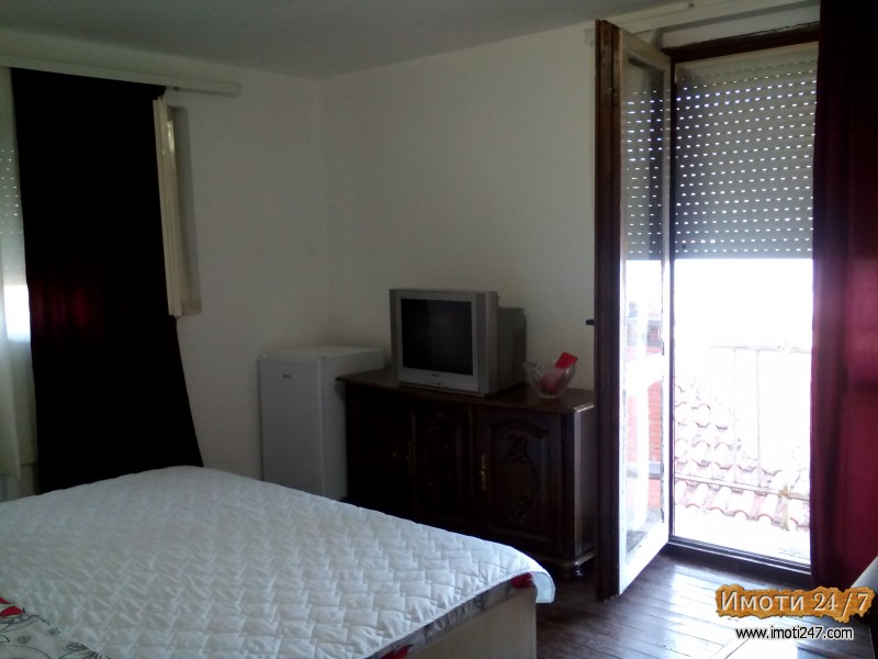 Se prodava kukja vo centar na Ohrid