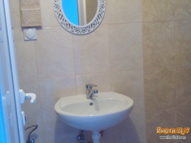 Se prodava kukja vo centar na Ohrid