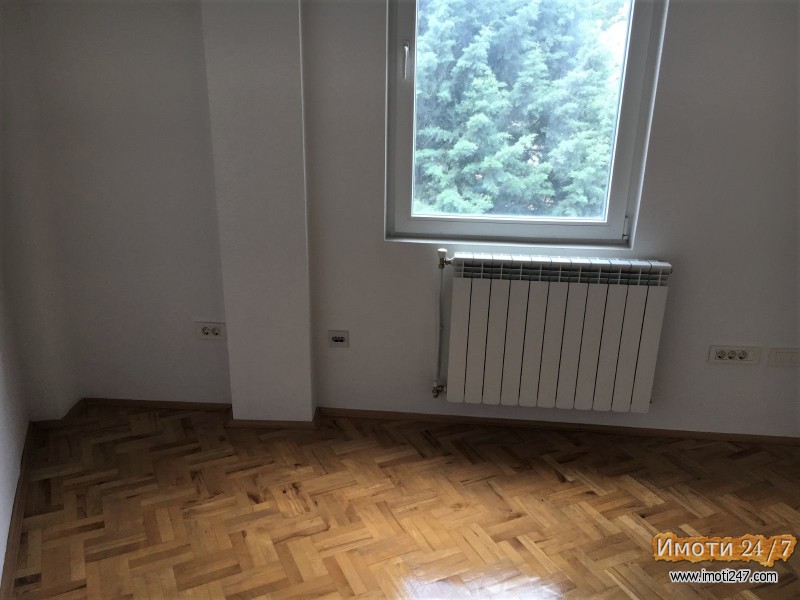 SE PRODAVA NOV 3 SOBEN STAN VO DEBAR MAALO ZA 1050 E M2