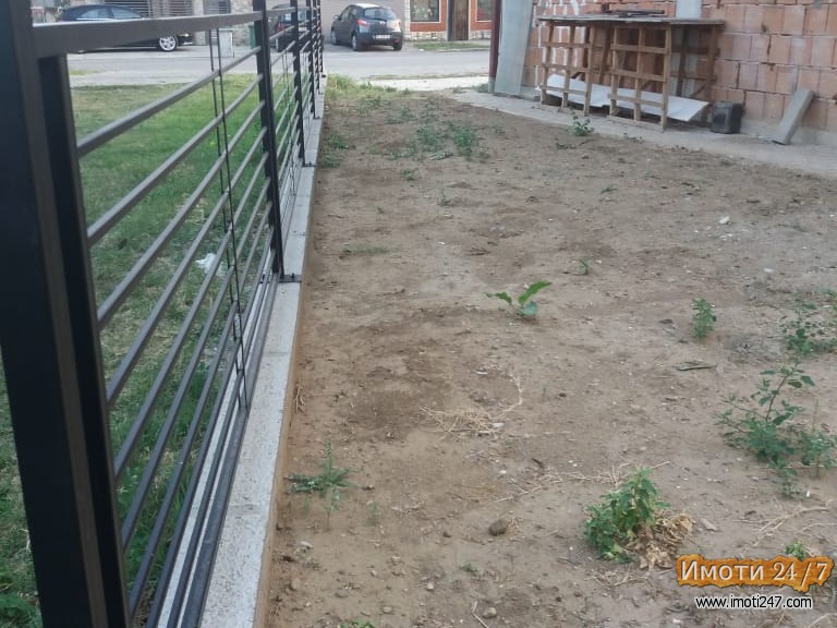 ИТНО СЕ ПРОДАВААТ КУЌИ ВО ЃОРЧЕ ПЕТРОВ