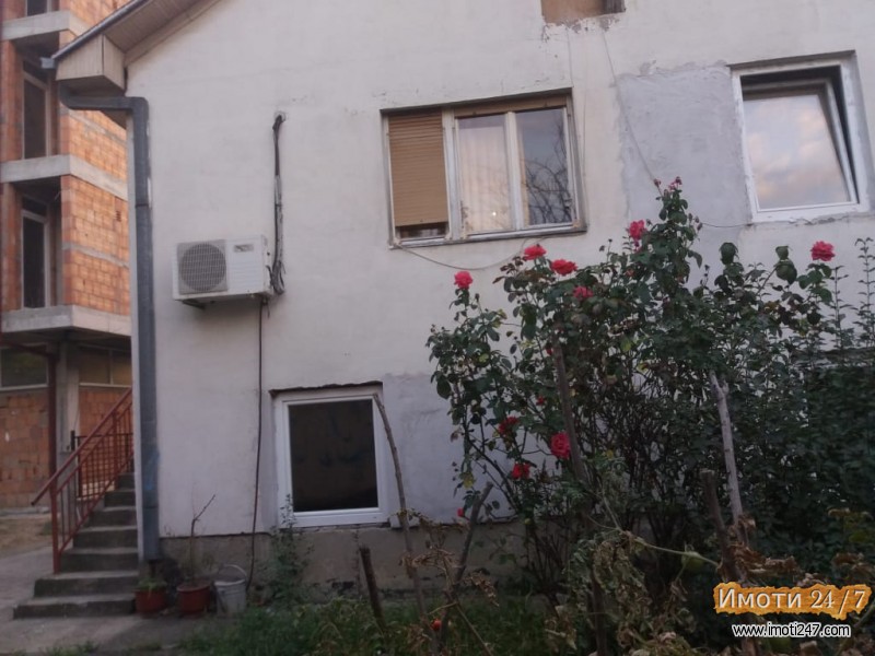 ИТНО СЕ ПРОДАВААТ КУЌИ ВО ЃОРЧЕ ПЕТРОВ
