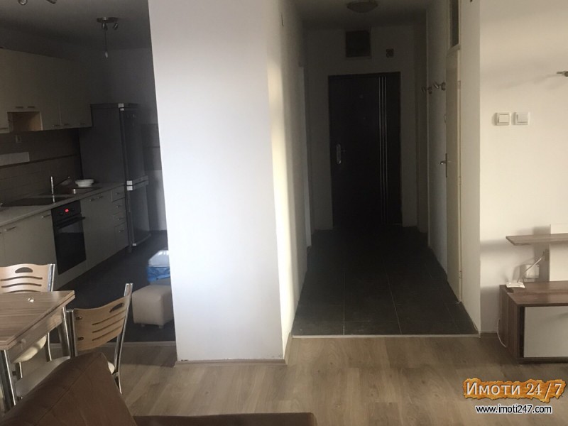 SE PRODAVA STAN VO CENTAR 83m2 VO KULITE SPROTI GIMNAZIJATA JOSIP BROZ