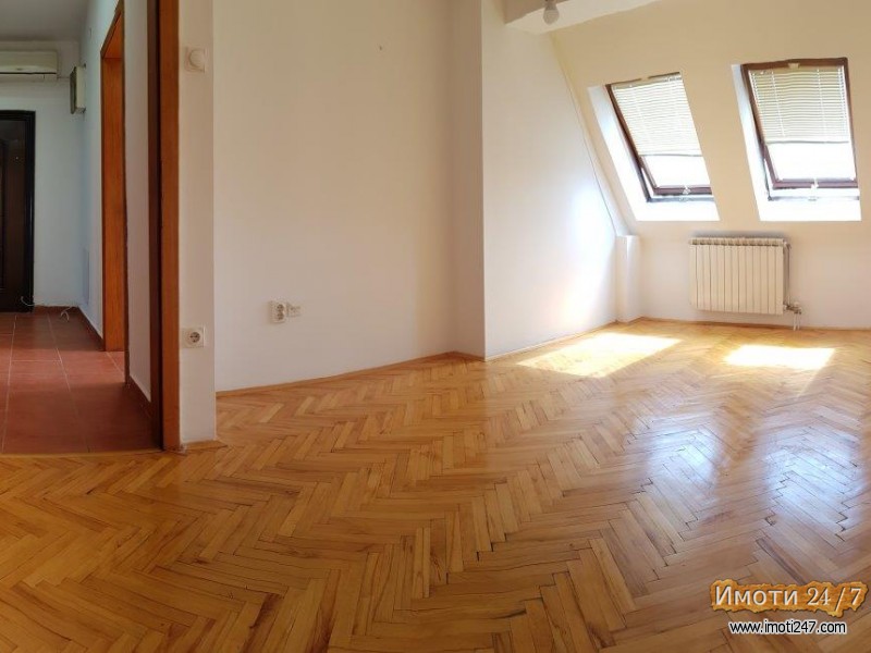 Продавам стан 83 м2 - Водњанска - Центар