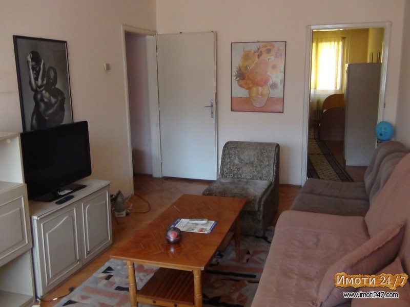 izdav 2 sob stan do tinex i city mall