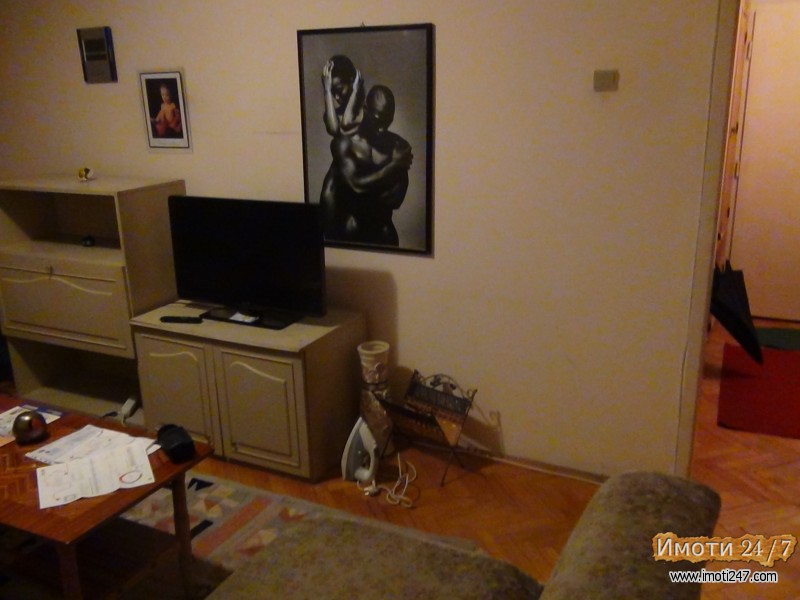 izdav 2 sob stan do tinex i city mall