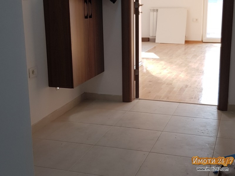 Se izdava 3 soben stan vo Crnice