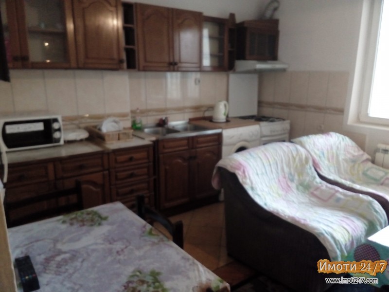 Се издава наместен стан во Центар до Олимписки базент