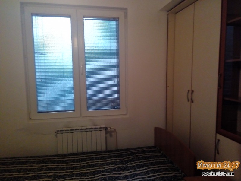 Се издава наместен стан во Центар до Олимписки базент