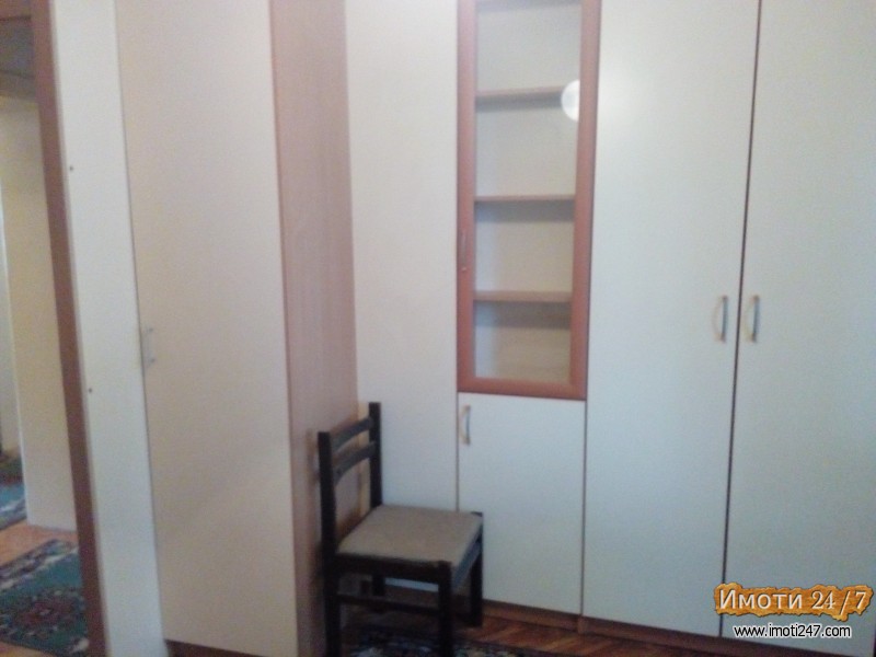 Се издава наместен стан во Центар до Олимписки базент