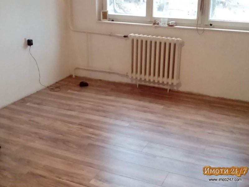 Издавам стан во Карпош 4 во близина на Сити Мол