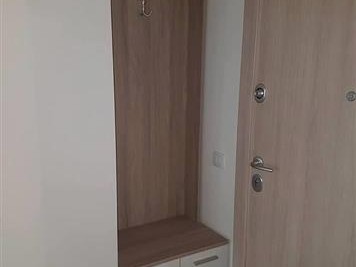 Се изнајмува наместен стан во Аеродром