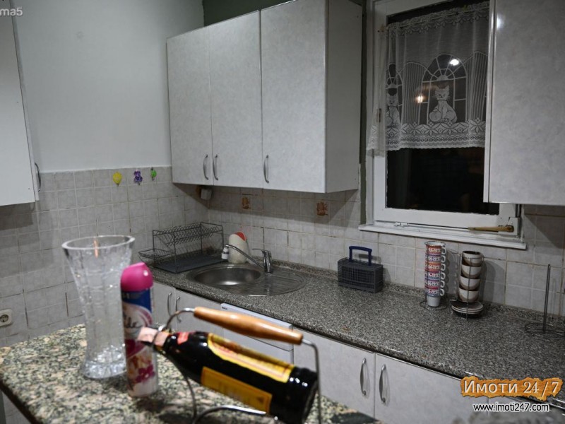 Издавам стан од 80м2