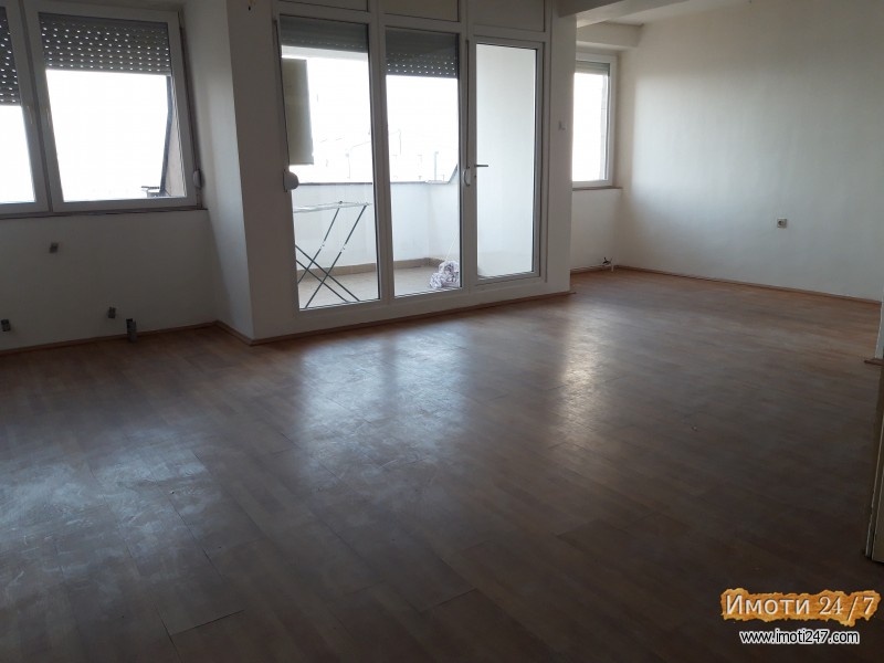 KAPISTEC 93M2 TROSOBEN NA RUZVELTOVA