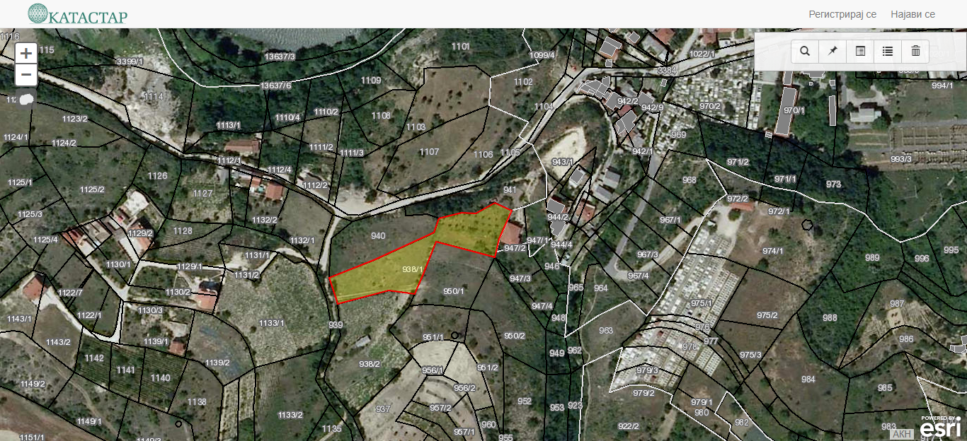 Продавам плац во Нерези на атрактивна локација
