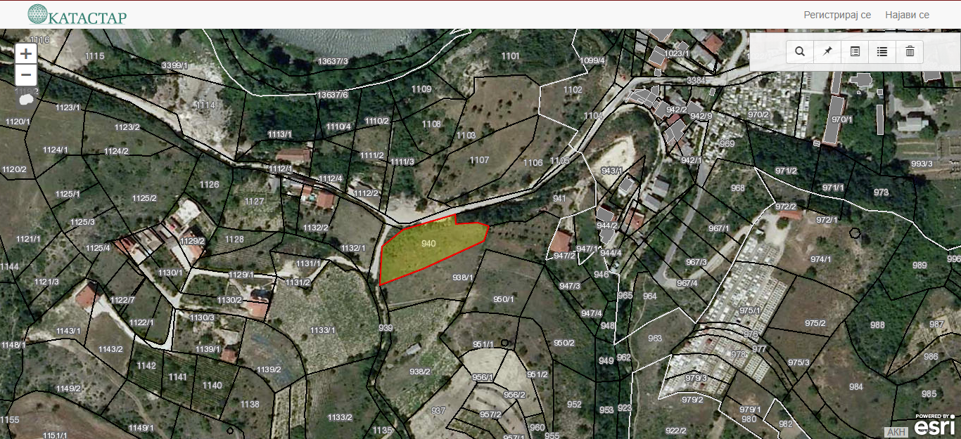 Продавам плац во Нерези на атрактивна локација