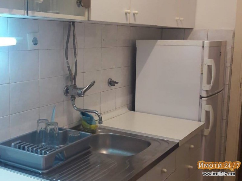 izdavam namesten stan na 1 kat vo Taftalidze 