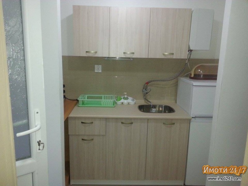 Се издава куќа во Скопје во близина на Нова железничка станица