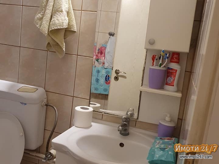 Се издава стан во куќа