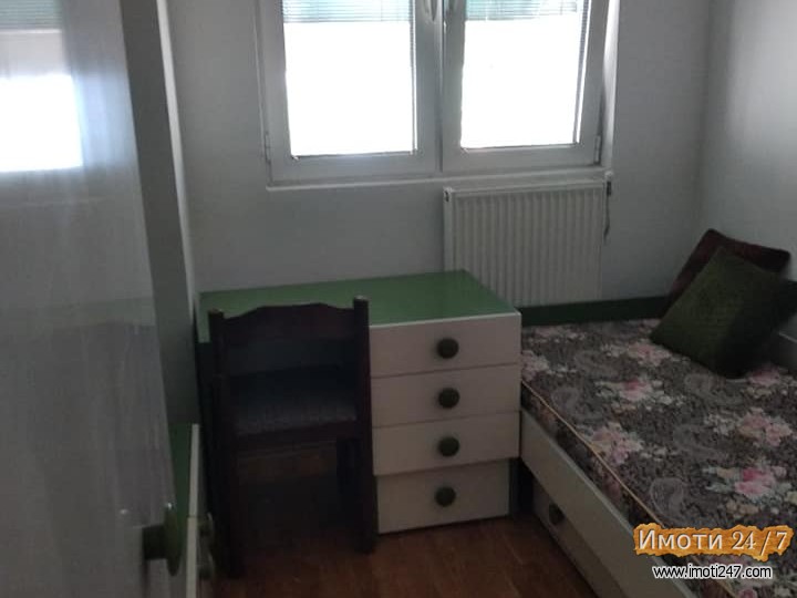 Се издава стан 44м2 кај Универзална