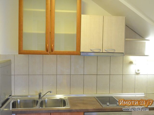 СЕ ИЗДАВА НОВ КОМПЛЕТНО УРЕДЕН СТАН ВО СТРОГ ЦЕНТАР